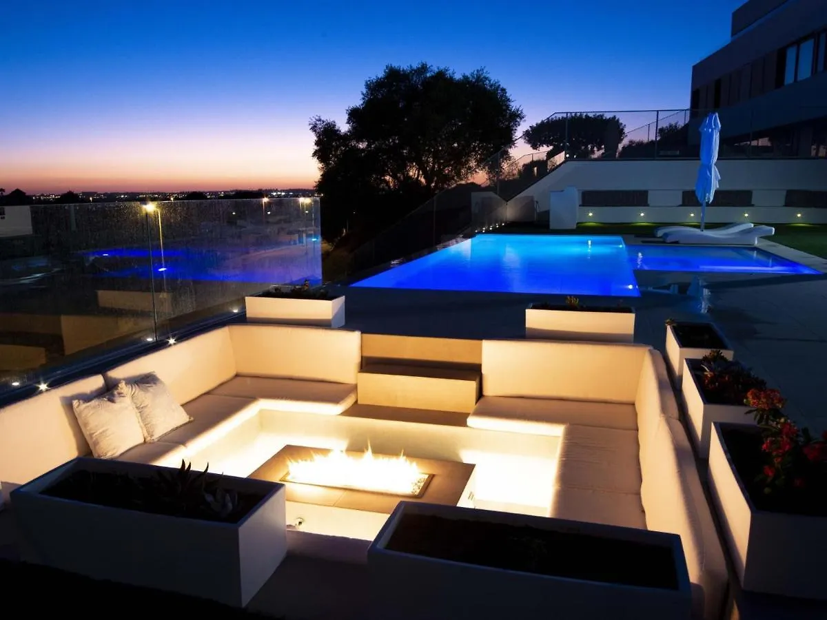 Lightbooking Jerez Montecastillo location